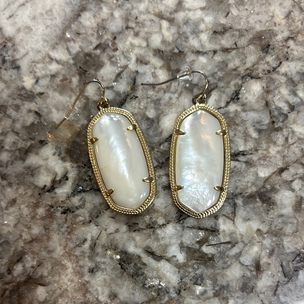 Kendra Scott Gold and Ivory Oval Drop Earrings